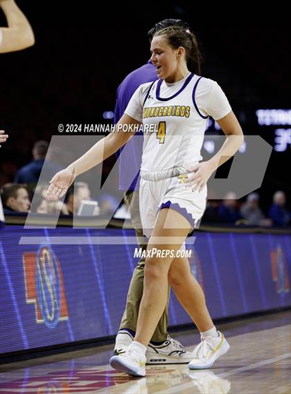 Thumbnail 2 in Bellevue West vs. Papillion-LaVista South (NSAA Class A Quarterfinal) photogallery.