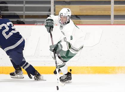 Thumbnail 1 in Kent vs. Berkshire (Avon Christmas Classic 5th Place) photogallery.