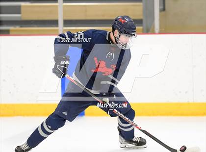 Thumbnail 1 in Kent vs. Berkshire (Avon Christmas Classic 5th Place) photogallery.