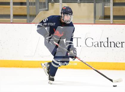 Thumbnail 2 in Kent vs. Berkshire (Avon Christmas Classic 5th Place) photogallery.