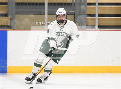Thumbnail 1 in Kent vs. Berkshire (Avon Christmas Classic 5th Place) photogallery.