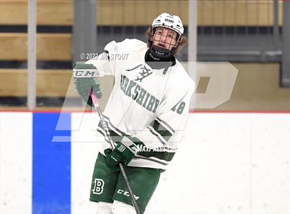 Thumbnail 1 in Kent vs. Berkshire (Avon Christmas Classic 5th Place) photogallery.