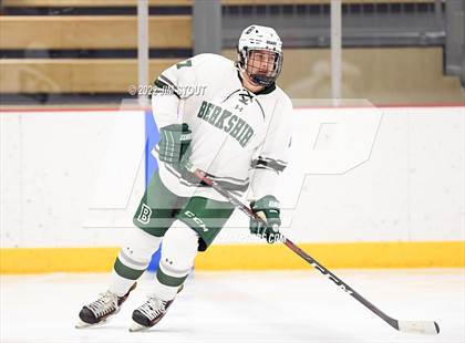 Thumbnail 3 in Kent vs. Berkshire (Avon Christmas Classic 5th Place) photogallery.