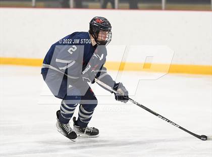 Thumbnail 3 in Kent vs. Berkshire (Avon Christmas Classic 5th Place) photogallery.