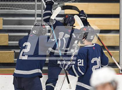 Thumbnail 2 in Kent vs. Berkshire (Avon Christmas Classic 5th Place) photogallery.