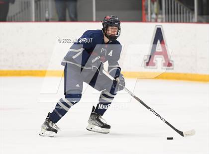Thumbnail 2 in Kent vs. Berkshire (Avon Christmas Classic 5th Place) photogallery.
