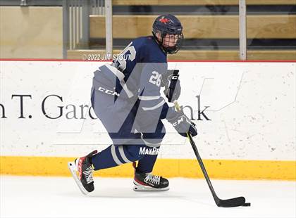 Thumbnail 2 in Kent vs. Berkshire (Avon Christmas Classic 5th Place) photogallery.
