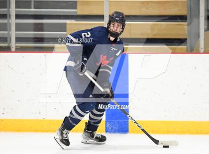 Thumbnail 2 in Kent vs. Berkshire (Avon Christmas Classic 5th Place) photogallery.