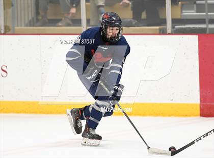Thumbnail 1 in Kent vs. Berkshire (Avon Christmas Classic 5th Place) photogallery.