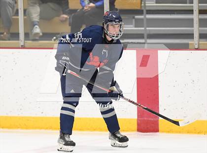 Thumbnail 2 in Kent vs. Berkshire (Avon Christmas Classic 5th Place) photogallery.