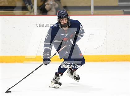 Thumbnail 2 in Kent vs. Berkshire (Avon Christmas Classic 5th Place) photogallery.