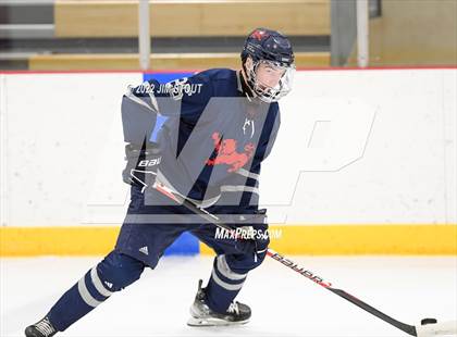 Thumbnail 2 in Kent vs. Berkshire (Avon Christmas Classic 5th Place) photogallery.
