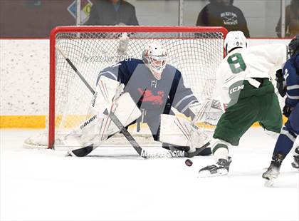 Thumbnail 2 in Kent vs. Berkshire (Avon Christmas Classic 5th Place) photogallery.