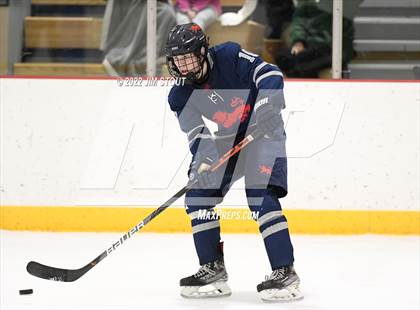 Thumbnail 3 in Kent vs. Berkshire (Avon Christmas Classic 5th Place) photogallery.