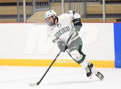 Thumbnail 3 in Kent vs. Berkshire (Avon Christmas Classic 5th Place) photogallery.