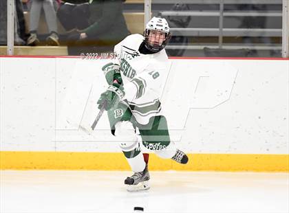 Thumbnail 2 in Kent vs. Berkshire (Avon Christmas Classic 5th Place) photogallery.