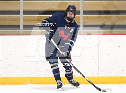 Thumbnail 2 in Kent vs. Berkshire (Avon Christmas Classic 5th Place) photogallery.