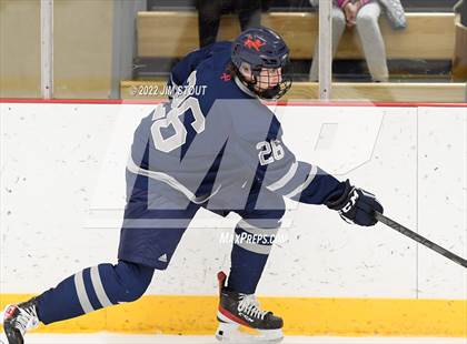 Thumbnail 2 in Kent vs. Berkshire (Avon Christmas Classic 5th Place) photogallery.