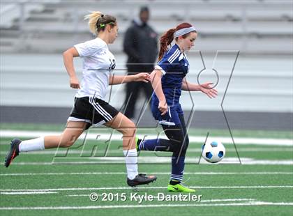 Thumbnail 2 in Ferris vs. Paris (Bonham Tournament) photogallery.