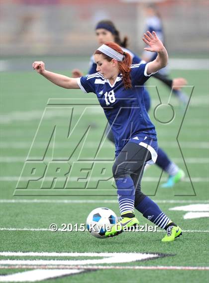 Thumbnail 3 in Ferris vs. Paris (Bonham Tournament) photogallery.