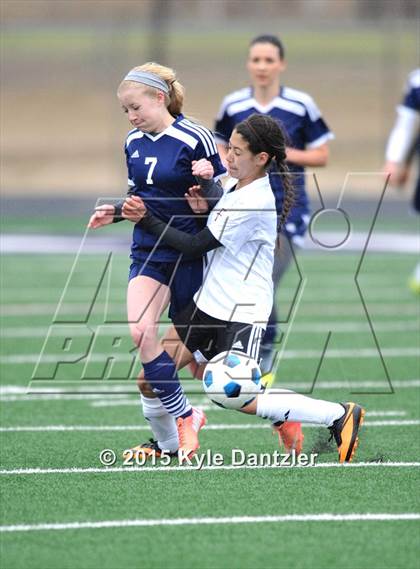 Thumbnail 2 in Ferris vs. Paris (Bonham Tournament) photogallery.