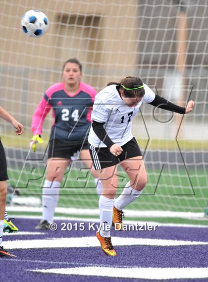 Thumbnail 2 in Ferris vs. Paris (Bonham Tournament) photogallery.
