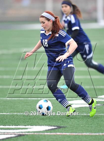 Thumbnail 2 in Ferris vs. Paris (Bonham Tournament) photogallery.
