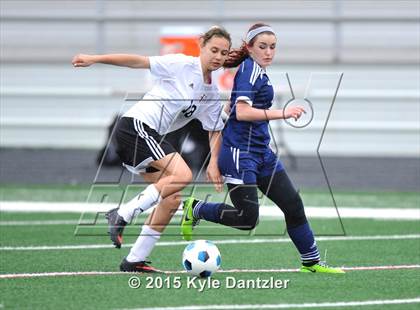 Thumbnail 3 in Ferris vs. Paris (Bonham Tournament) photogallery.
