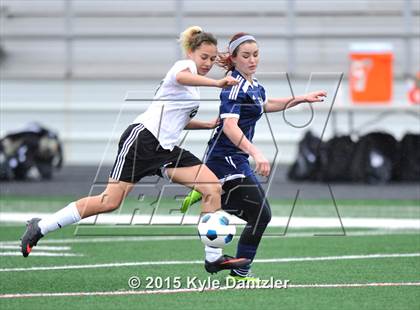 Thumbnail 2 in Ferris vs. Paris (Bonham Tournament) photogallery.