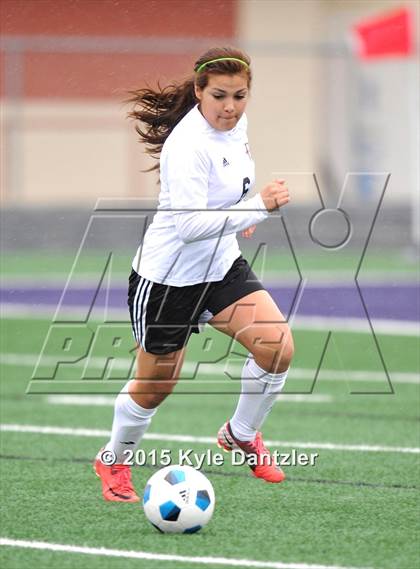 Thumbnail 2 in Ferris vs. Paris (Bonham Tournament) photogallery.
