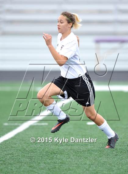 Thumbnail 1 in Ferris vs. Paris (Bonham Tournament) photogallery.