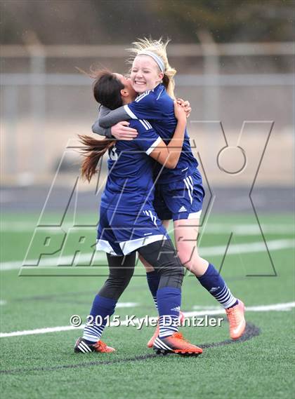 Thumbnail 1 in Ferris vs. Paris (Bonham Tournament) photogallery.
