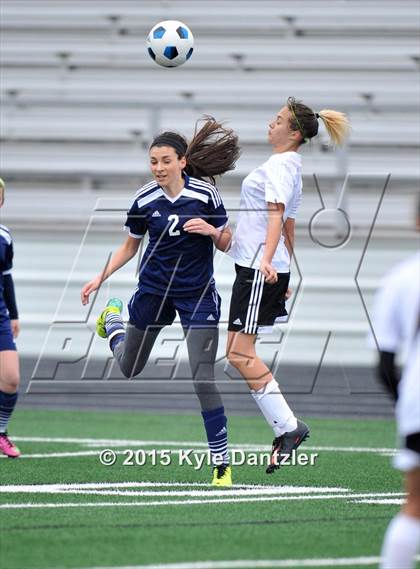 Thumbnail 3 in Ferris vs. Paris (Bonham Tournament) photogallery.