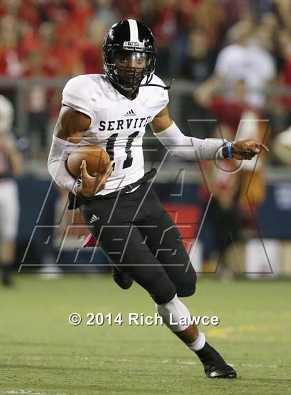 Thumbnail 2 in Servite @ Orange Lutheran photogallery.