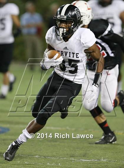 Thumbnail 3 in Servite @ Orange Lutheran photogallery.