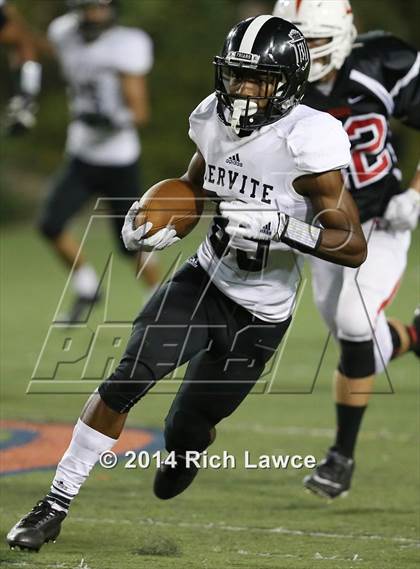 Thumbnail 1 in Servite @ Orange Lutheran photogallery.