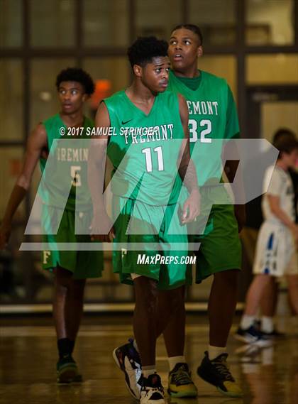 Thumbnail 3 in Acalanes vs. Fremont (Gauchos Holiday Classic) photogallery.