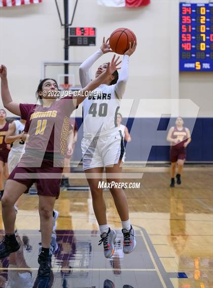 Thumbnail 1 in Edison [Thomas A.] vs Harlandale (UIL 5A Region 4 Bi-District) photogallery.