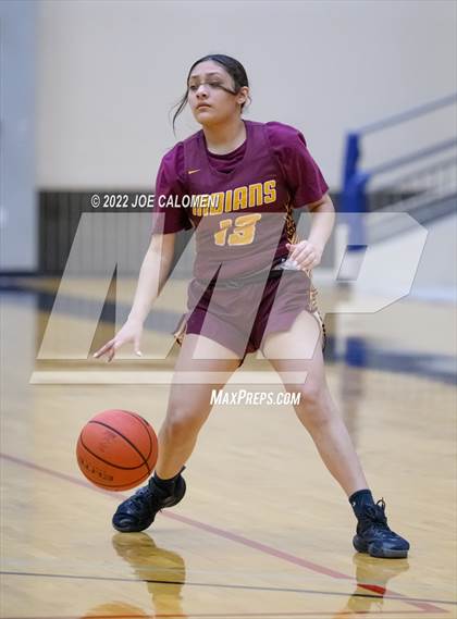Thumbnail 3 in Edison [Thomas A.] vs Harlandale (UIL 5A Region 4 Bi-District) photogallery.