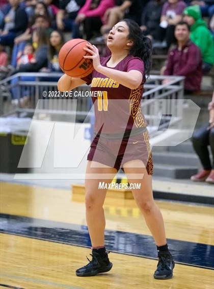 Thumbnail 1 in Edison [Thomas A.] vs Harlandale (UIL 5A Region 4 Bi-District) photogallery.