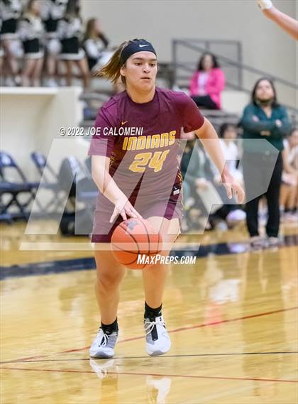 Thumbnail 2 in Edison [Thomas A.] vs Harlandale (UIL 5A Region 4 Bi-District) photogallery.