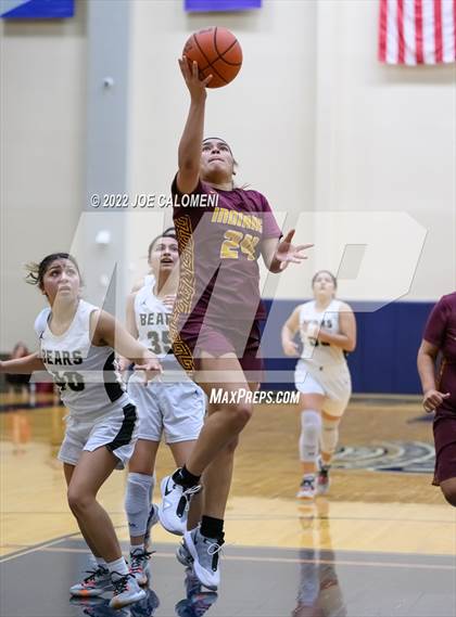 Thumbnail 2 in Edison [Thomas A.] vs Harlandale (UIL 5A Region 4 Bi-District) photogallery.