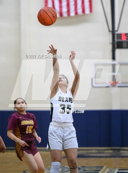 Thumbnail 1 in Edison [Thomas A.] vs Harlandale (UIL 5A Region 4 Bi-District) photogallery.