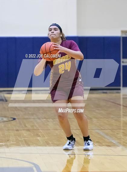 Thumbnail 1 in Edison [Thomas A.] vs Harlandale (UIL 5A Region 4 Bi-District) photogallery.