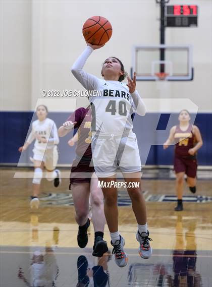 Thumbnail 1 in Edison [Thomas A.] vs Harlandale (UIL 5A Region 4 Bi-District) photogallery.