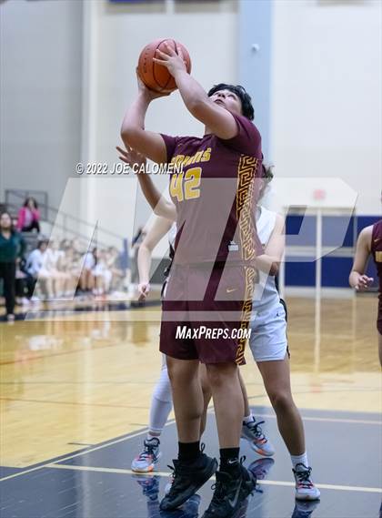 Thumbnail 2 in Edison [Thomas A.] vs Harlandale (UIL 5A Region 4 Bi-District) photogallery.