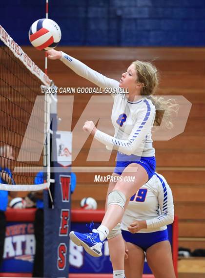 Thumbnail 3 in Jacksonville @ West Carteret photogallery.