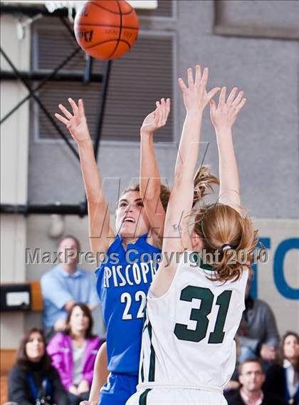 Thumbnail 3 in Hockaday vs Episcopal Bellaire (Southwest Prep Tournament) photogallery.