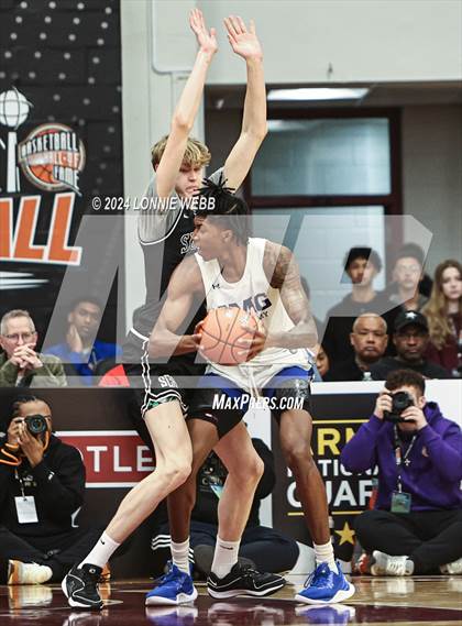 Thumbnail 2 in Sunrise Christian Academy vs IMG Academy (Spalding Hoophall Classic) photogallery.