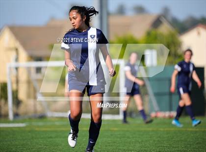 Thumbnail 1 in FR: Whitney @ Vista del Lago photogallery.
